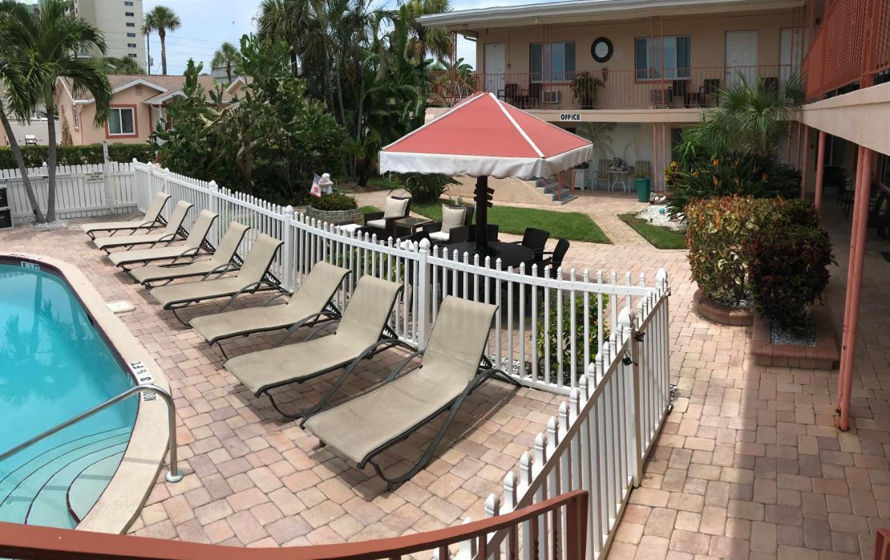 سانت بيتي بيتش Carlton House Motel And Suites المظهر الخارجي الصورة