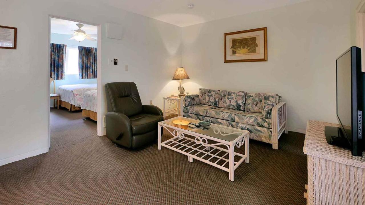 سانت بيتي بيتش Carlton House Motel And Suites المظهر الخارجي الصورة