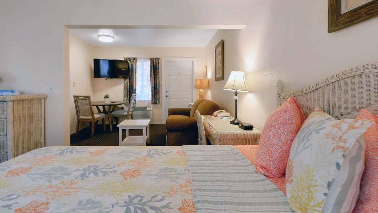 سانت بيتي بيتش Carlton House Motel And Suites المظهر الخارجي الصورة