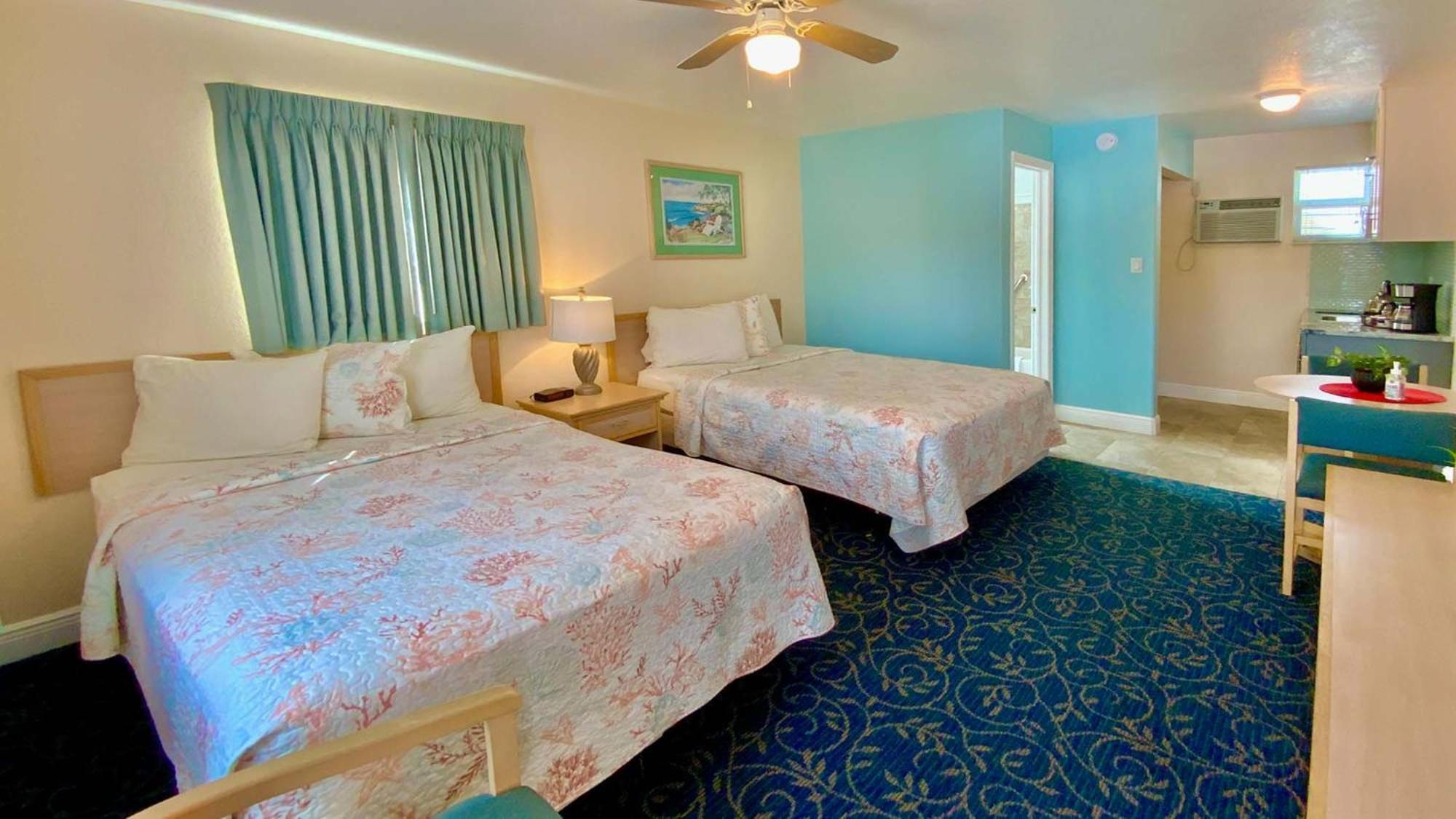 سانت بيتي بيتش Carlton House Motel And Suites المظهر الخارجي الصورة