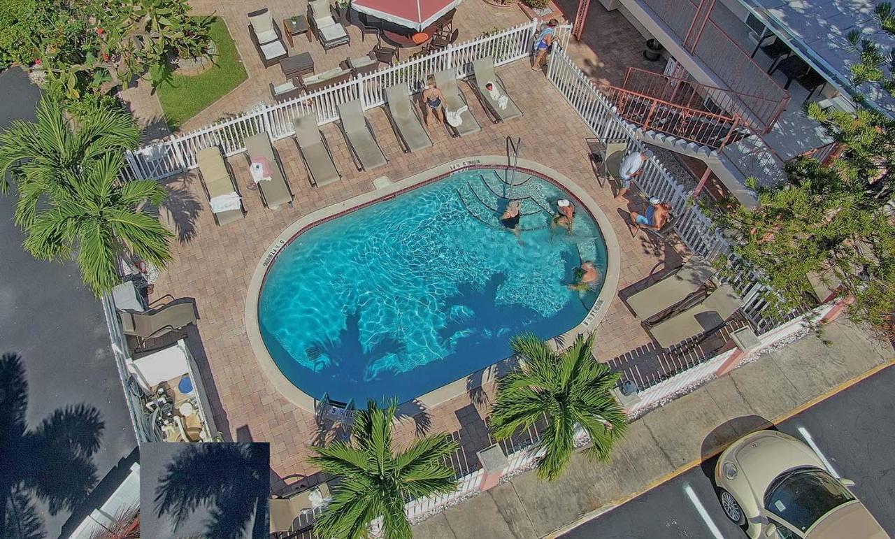 سانت بيتي بيتش Carlton House Motel And Suites المظهر الخارجي الصورة