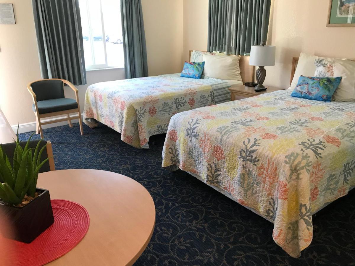 سانت بيتي بيتش Carlton House Motel And Suites المظهر الخارجي الصورة